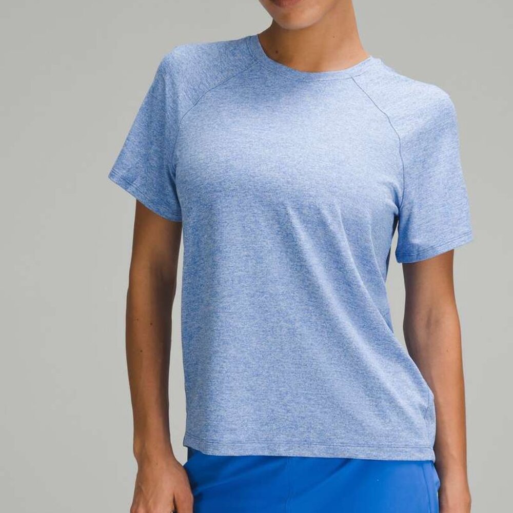 NEW Lululemon License to Train Classic-Fit T-Shirt Heathered Pipe Dream Blue 4 - Picture 2 of 11